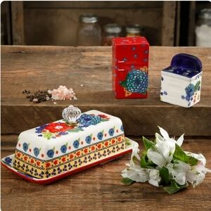 Pioneer Woman Dazzling Dahlia Butter Dish Salt Pepper Shakers